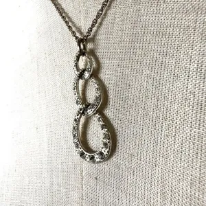 Avon triple teardrop vintage pendant necklace thumbnail 4