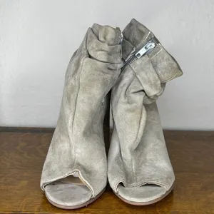 Chinese Laundry‎ Suede Heels thumbnail 7