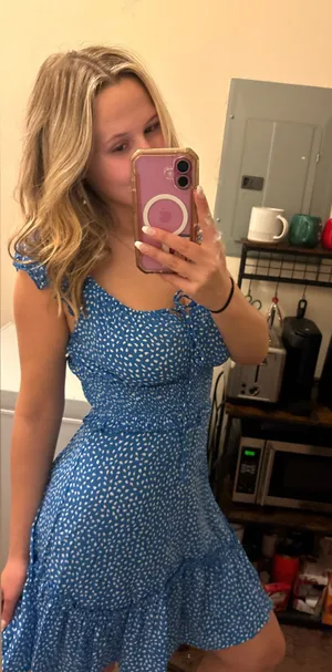 Blue Dress Amazon thumbnail 1