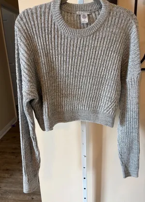 Urban Outfitters Grey Marled Ribbed Knit Cropped Crew Neck Sweater Womens Large thumbnail 1