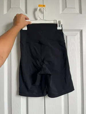 Aritzia Biker Shorts thumbnail 2