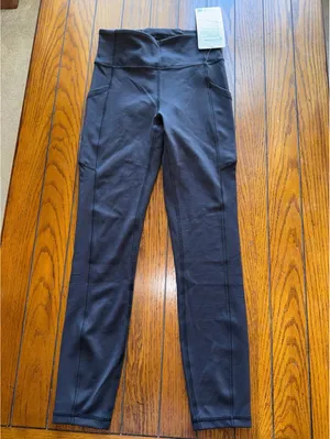 Lululemon Invigorate With Pockets High Rise 25” Black Size 4 NWT thumbnail 3