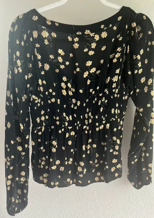 American Eagle Floral Blouse thumbnail 3