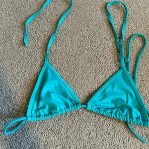 Vintage Y2K Victoria’s Secret triangle bikini small thumbnail 2