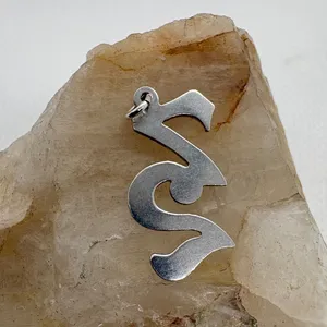 Vintage Sterling Silver‎ Number 72 Charm Gothic Script Pendant 1.15g thumbnail 3