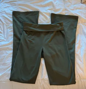DICK'S Sporting Goods Yoga pants thumbnail 1
