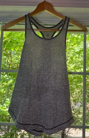 Lululemon Tank Top in Pebble Jacquard White Black Size M thumbnail 1
