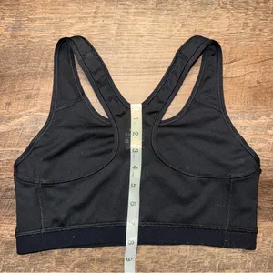 Nike Women's Black Sports Bra Size Medium thumbnail 8