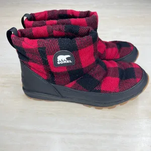 Sorel Out N About Puffy Waterproof Boots Red Black Buffalo Plaid Womens 8 NL2694 thumbnail 9