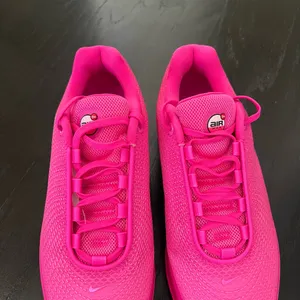 New NIKE Air Max DN 'Laser Fuchsia' thumbnail 4