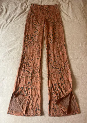Lululemon Flare Leggings thumbnail 2