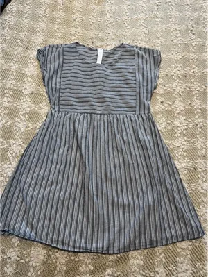 Altar'd State Black and White Striped Dress, Size Medium, Fit-and-Flare A-Line thumbnail 2
