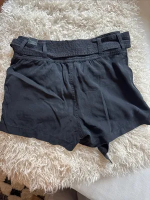 NWT Abercrombie & Fitch Black High-Waist Belted Utility Shorts sz small. thumbnail 3