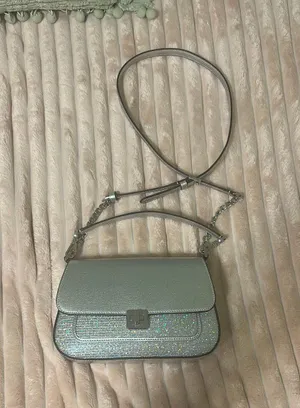 Crossbody thumbnail 1