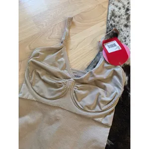 SPANX NEW Slimming Shapewear full‎ slip in Nude Underwire Size Medium thumbnail 2