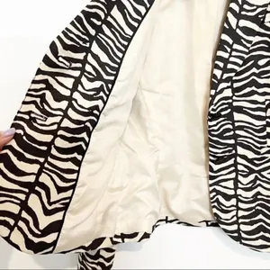 Calvin‎ Klein Blazer Size 4 Black Cream Zebra Animal Print Executive Sleek Retro thumbnail 8