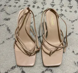 Anne Michelle Flip Flop Heels thumbnail 2