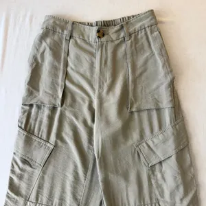 MNG Mango Cargo Pants Woman 6 Beige Wide Leg Lightweight Utility Casual Trousers thumbnail 7