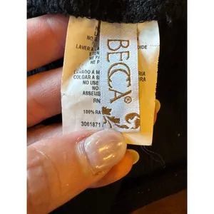 Becca Coverup Women Medium‎ Black Off The Shoulder Flowy Mini Swim Swimwear thumbnail 8