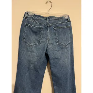 Athleta Sculptek Flare Jean In Medium Wash Size 6 thumbnail 10