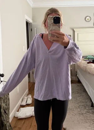 Old Navy Pullover thumbnail 1