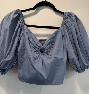Abercrombie and Fitch Poplin O-Ring Top thumbnail 1