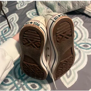 Converse Women's White Canvas Sneakers thumbnail 2
