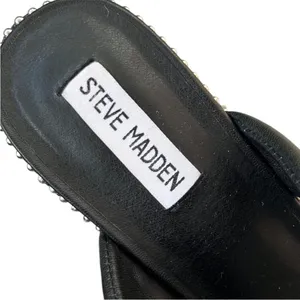 EUC Steve Madden Harper Heeled Studded Sandals Black Silver Size 9.5 thumbnail 7