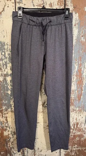 Lululemon On the Fly Pants Women's size 4, Heathered Black thumbnail 1