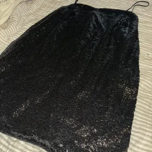 H&M Dress thumbnail 2