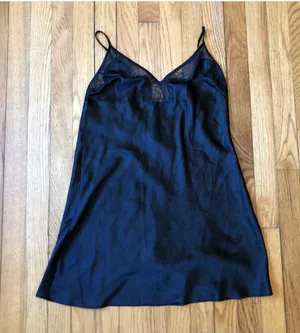 Victoria's Secret NWOT Vintage 1990s Women's Satin Black Lacy Slip Nightgown M thumbnail 1