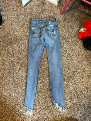 American Eagle jeans thumbnail 2