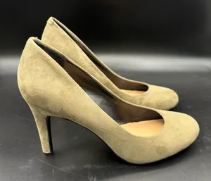 Kelly & Katie Women’s Shoes Isabella Green Pumps Heels Suede Love Green Size 9‎ thumbnail 1