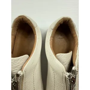 Frye Lena Zip‎ model Front Zip White Pebbled Leather Sneakers 3471320-WHT 8M thumbnail 3
