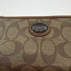 Coach Signature C Zip Around Brown Coated Canvas Wallet thumbnail 2