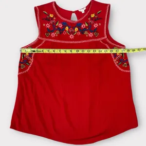 Women’s En Crème Red Sleeveless Embroidered Boho Blouse Size Medium #088 thumbnail 3