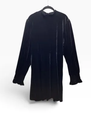 Easel Black Velvet long sleeve dress size 1X thumbnail 2
