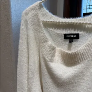 Express Cream V-Neck Sweater thumbnail 2