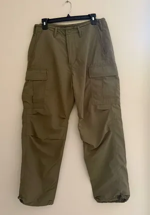 American Eagle Outfitters Olive Cargo Pants thumbnail 1