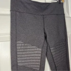 Alo Yoga Size Medium Low Waist Grey Moto Legging Athletic Textured Mesh Pant thumbnail 5