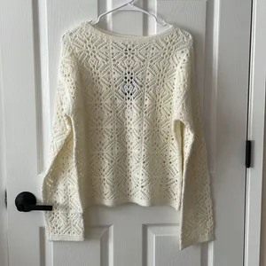 Universal Threads openwork sweater thumbnail 4