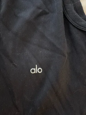Alo tank top thumbnail 3