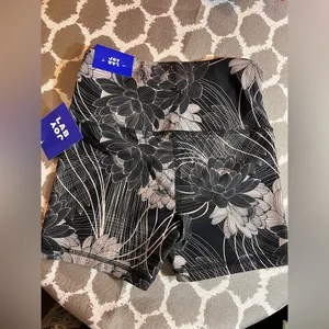 JoyLab NWT Floral Active Shorts activewear athleisure bike gym workout summer thumbnail 3
