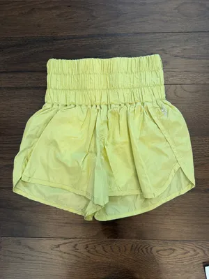 Free People Movement The Way Home Shorts Size Small Yellow - C55-002 thumbnail 2