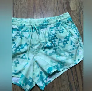 Columbia green shorts large thumbnail 3