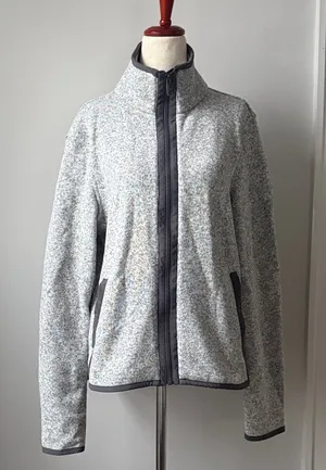 Lululemon Gray Fleece Jacket Size 8 thumbnail 1