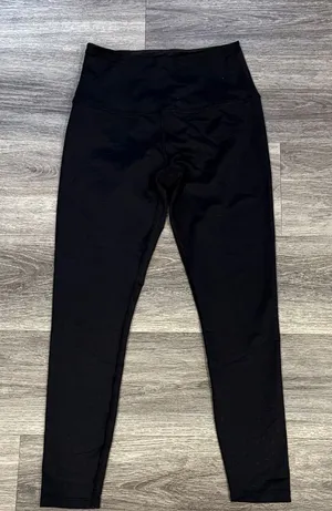Beyond Yoga Black High-Rise Leggings Size Medium Women’s Athletic Pants thumbnail 1