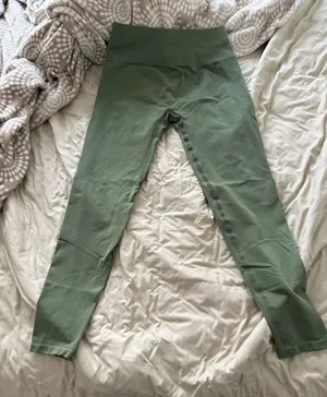 Alphalete Leggings thumbnail 1