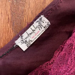 Free people intimately free lace bandeau vneck tank size m thumbnail 6