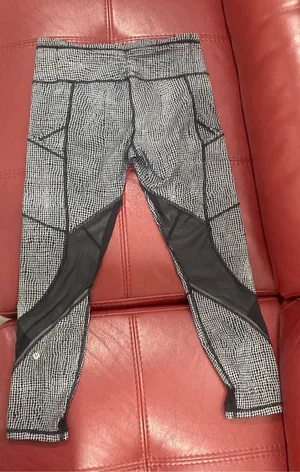 Lululemon Leggings Black thumbnail 1